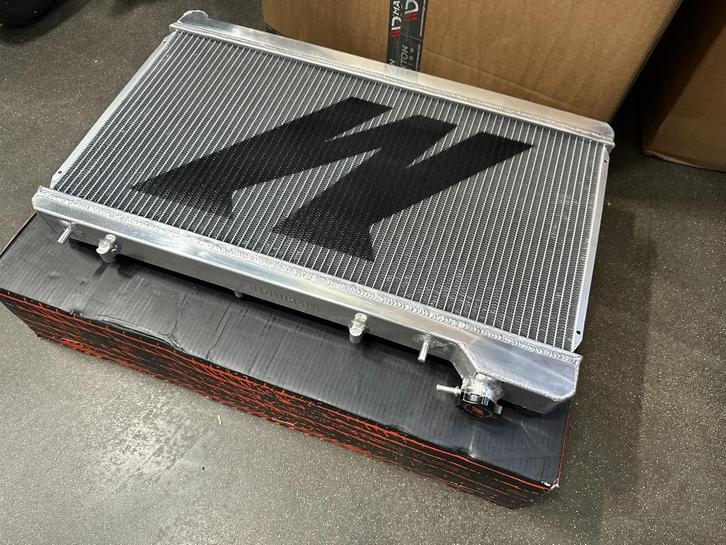 Mishimoto performance radiator Subaru Impreza GC8 2.0T 92-00, Auto diversen, Tuning en Styling, Ophalen of Verzenden