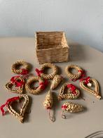 Mandje met kersthangers van stro, Diversen, Kerst, Ophalen of Verzenden, Zo goed als nieuw