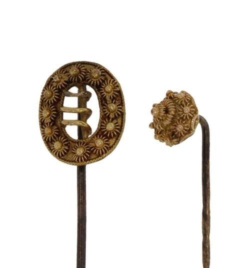 2 antieke das spelden met 14k gouden zeeuwse knoop gesp, Sieraden, Tassen en Uiterlijk, Antieke sieraden, Broche, Goud, Met edelsteen