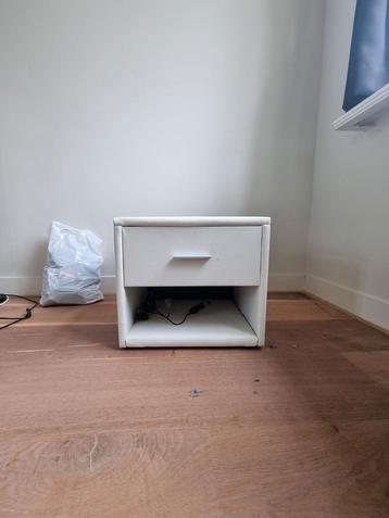 Bedtafel leer wit