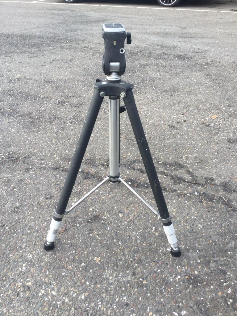 SLIK PRO Driepoot - Made in Japan, Gebruikt, 150 tot 175 cm, Met balhoofd, Ophalen of Verzenden