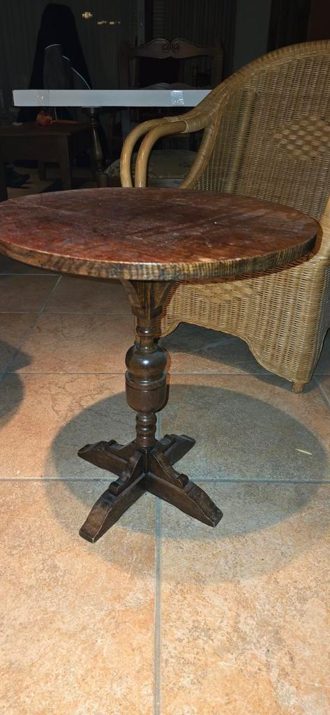 Charmant Antiek Wijntafeltje / Bijzettafeltje, Antiek en Kunst, Antiek | Woonaccessoires, Ophalen