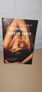 Valentina en de Donkere Kamer - Evie Blake, Boeken, Ophalen of Verzenden, Zo goed als nieuw, Evie Blake, Nederland