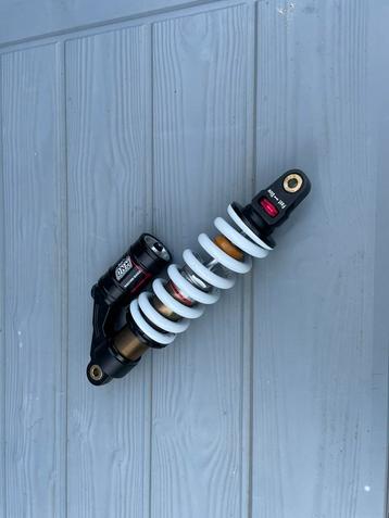 DNM 330mm 1000lbs nieuw beschikbaar voor biedingen