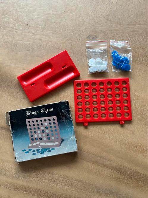 Vier op een rij (op reis auto klein spel), Hobby en Vrije tijd, Gezelschapsspellen | Overige, Gebruikt, Een of twee spelers, Ophalen of Verzenden