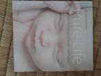 Boek pure life geboortefotografie en verhalen mirjam cremer, Ophalen of Verzenden, Zo goed als nieuw, Zwangerschap en Bevalling