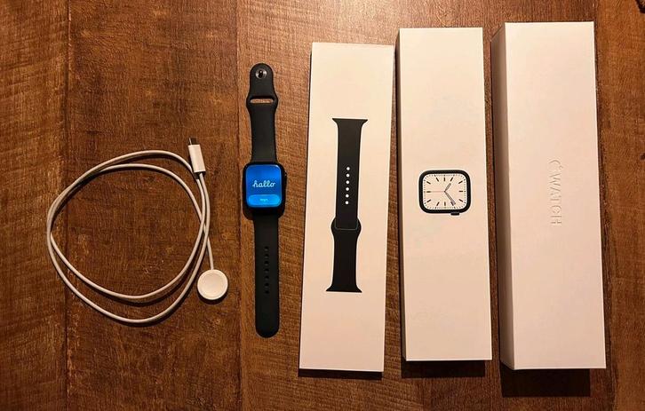 Apple watch 7 series 45 mm, Sieraden, Tassen en Uiterlijk, Smartwatches, Zo goed als nieuw, iOS, Zwart, Waterdicht, Ophalen