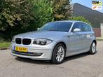 BMW 1-serie 118i Executive Achteruit Camera*Grote scherm*Cru, Auto's, BMW, 1-Serie, 65 €/maand, Achterwielaandrijving, Origineel Nederlands