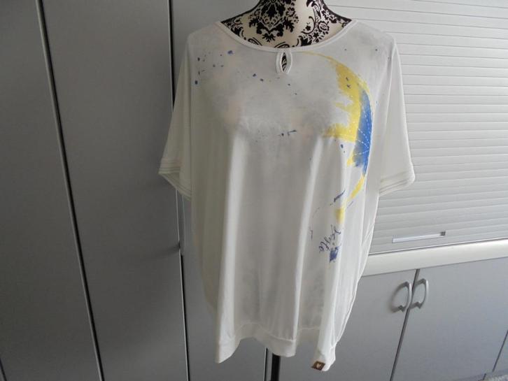Wit Shirt maat 50 s`questo, Kleding | Dames, Grote Maten, Zo goed als nieuw, Shirt of Top, Wit, Ophalen of Verzenden