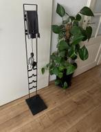 Zwarte standaard en oplaadhouder. Voor dyson stofzuiger., Witgoed en Apparatuur, Stofzuigers, Ophalen of Verzenden, Zo goed als nieuw