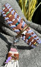 *SALE* Halsband donkerbruin leer wit nappa paars deco 30-36, Ophalen of Verzenden, Handgemaakt, Nieuw