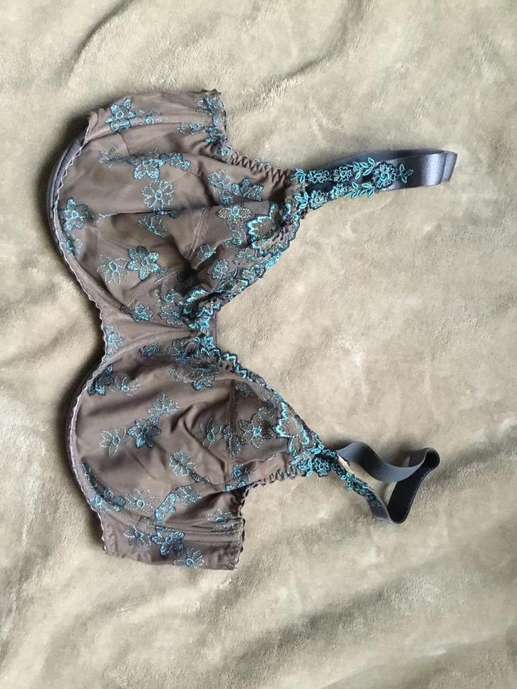 Prima Donna Set 85E & Slip 44, Kleding | Dames, Ondergoed en Lingerie, Setje, Grijs, Ophalen of Verzenden