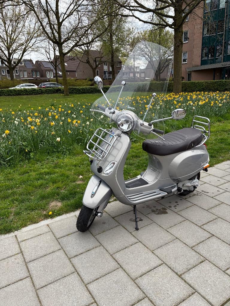 Vespa LX 4T in Nieuwstaat – Slechts 3500 km – Compleet!, Ophalen, Zo goed als nieuw, Benzine, Vespa LX