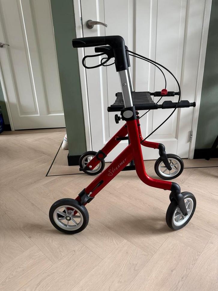 Lichtgewicht rollator streamer, Diversen, Rollators, Zo goed als nieuw, Lichtgewicht, Opvouwbaar, Ophalen of Verzenden