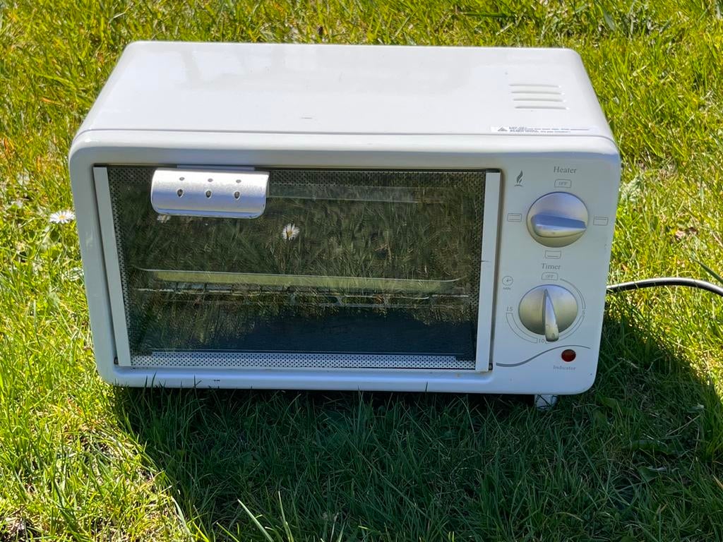 Compacte witte mini-oven met grillfunctie, Witgoed en Apparatuur, Ovens, Ophalen, Minder dan 45 cm, Gebruikt, Oven met grill