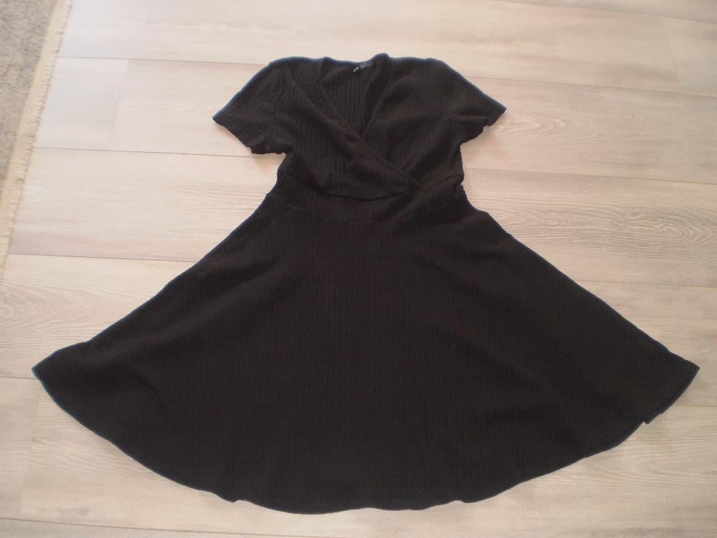 SHEIN zwarte jurk maat XS (maat 34), Zwart, Ophalen of Verzenden, Zo goed als nieuw, Maat 34 (XS) of kleiner