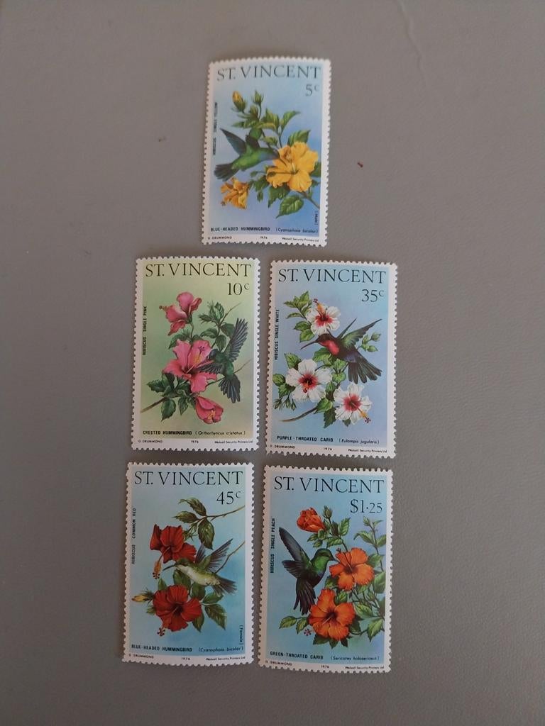St Vincent 441-445 vogels 1976 postfris mi 17 eu, Ophalen of Verzenden, Dier of Natuur