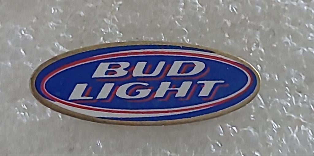 Bud Light pin, Verzamelen, Speldjes, Pins en Buttons, Verzenden