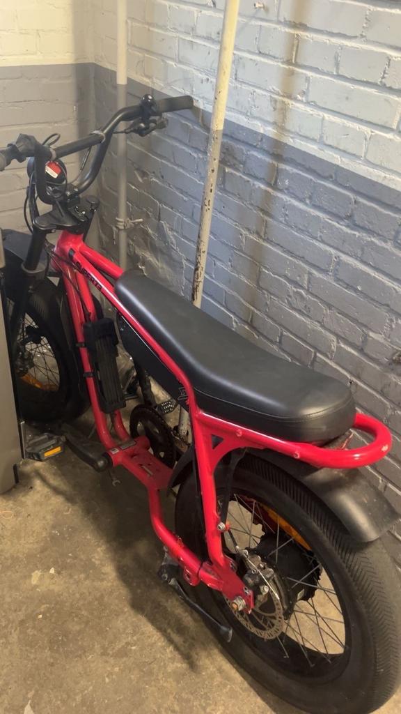 Super73 zx miami rood, Fietsen en Brommers, Elektrische fietsen, Overige merken, Ophalen of Verzenden, Zo goed als nieuw, 59 cm of meer