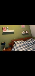 Bed seniorenhoogte met verselbare lattenbodem incl matrassen, Ophalen, Gebruikt, Tweepersoons, Kersenhout