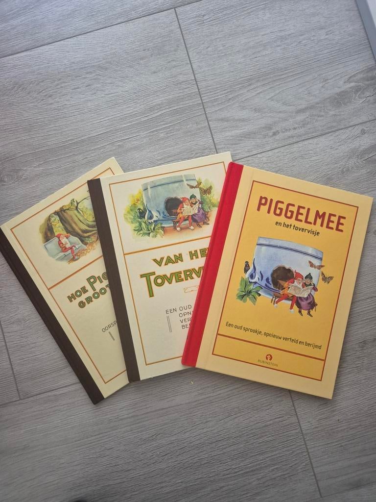 3 Piggelmee boeken: Sprookjesklassiekers voor jong en oud, Ophalen of Verzenden, Gelezen, Nienke van Hichtum