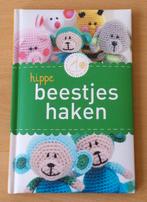 Hippe Beestjes Haken - Tessa van Riet - 2013, Ophalen of Verzenden, Zo goed als nieuw, Nvt, Patroon of Boek
