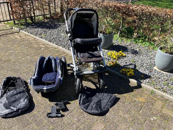 Mutsy kinderwagen met Maxi-Cosi autostoeltje, Kinderen en Baby's, Kinderwagens en Combinaties, Gebruikt, Combiwagen, Mutsy, Met autostoeltje