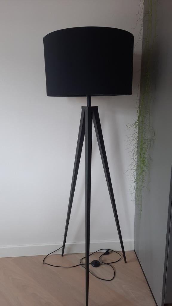 Vloerlamp - Zuiver, Huis en Inrichting, Lampen | Vloerlampen, Ophalen, Gebruikt, Metaal, 150 tot 200 cm