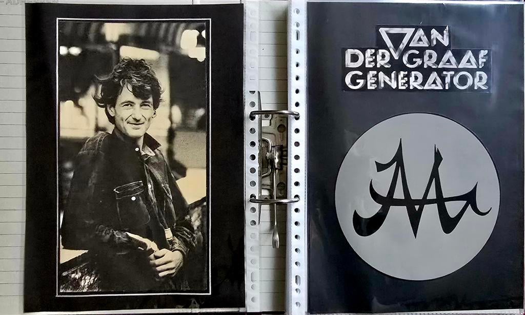 Peter Hammill/Van der Graaf Generator: Plakboek, Ophalen of Verzenden, Gelezen