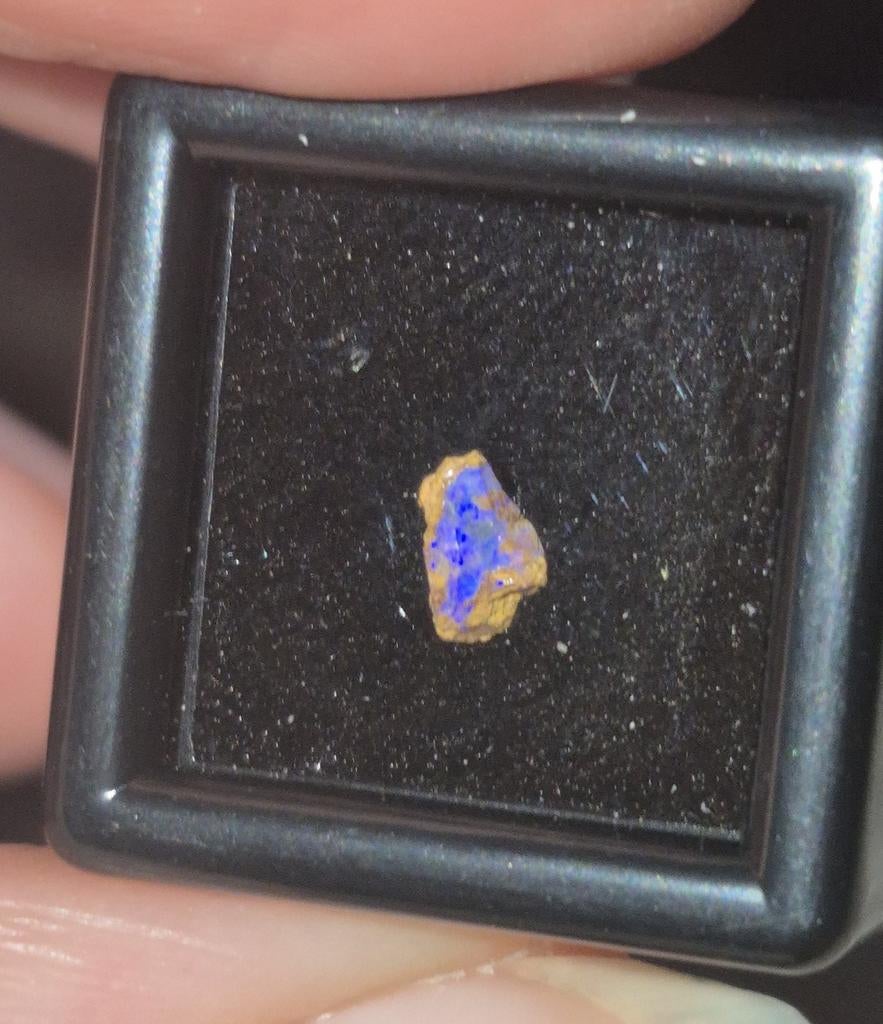 Australische opaal in doosje, Sieraden, Tassen en Uiterlijk, Edelstenen, Ophalen of Verzenden, Nieuw