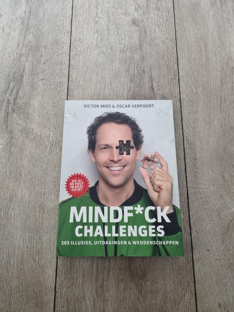 Mindf*ck boek, Boeken, Victor Mids & Oscar Verpoort, Ophalen of Verzenden, Zo goed als nieuw, Film, Tv en Media