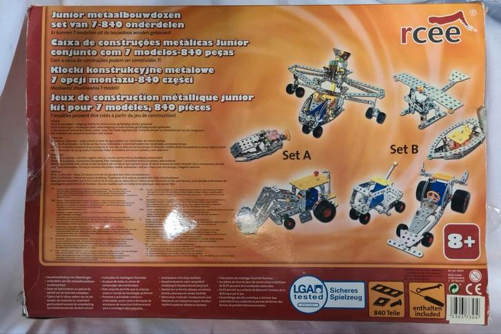 Rcee Junior Metaalbouwdoos - 7 modellen, 840 onderdelen, Hobby en Vrije tijd, Modelbouw | Auto's en Voertuigen, Gebruikt, Overige typen