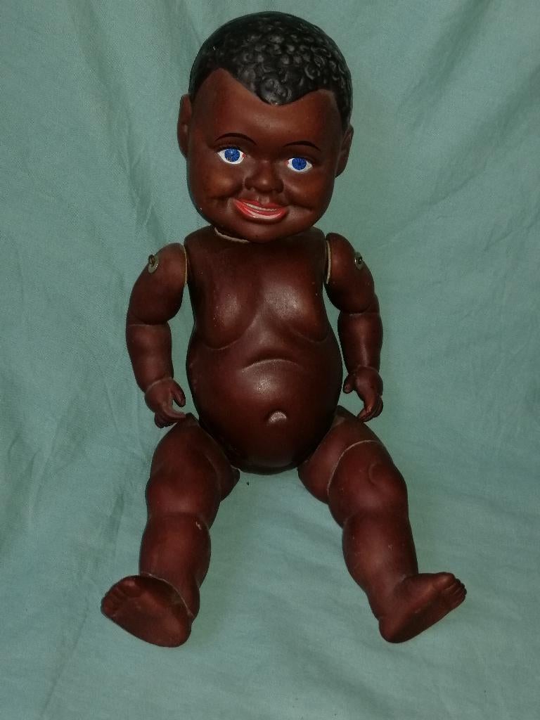 Oude Europese Afrikaanse pop van porselein., Ophalen of Verzenden