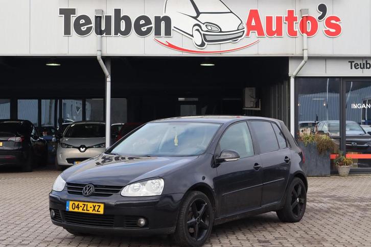 Volkswagen Golf 1.6 FSI Trendline Auto gaat niet in de 6e ve, Auto diversen, Schadeauto's, Volkswagen, Handgeschakeld, Benzine