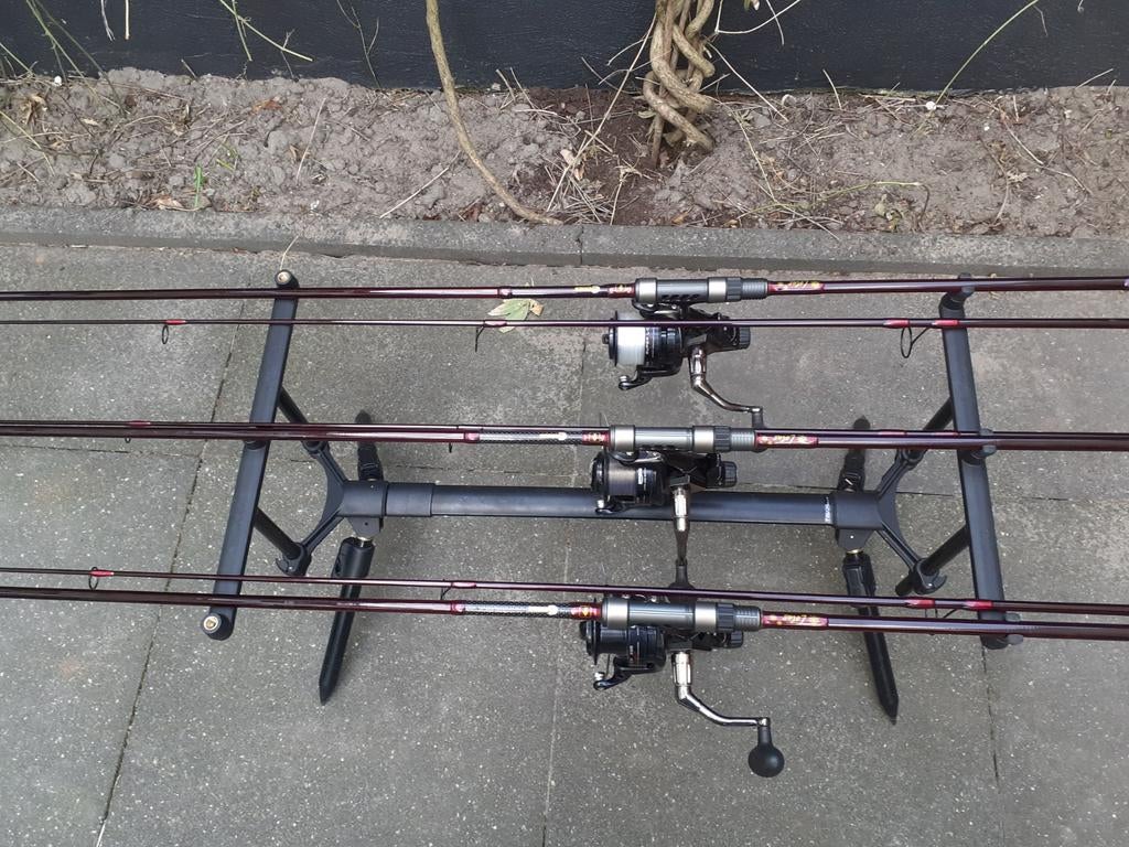 Prologic 10ft hengels, Fox rodpod, Solar tas Spro molens, Ophalen, Gebruikt, Complete set
