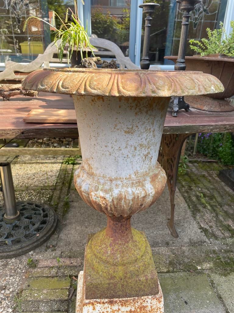 Gietijzeren tuinvaas bloempot oude kleur, Tuin en Terras, Tuinvazen, Ophalen, Zo goed als nieuw