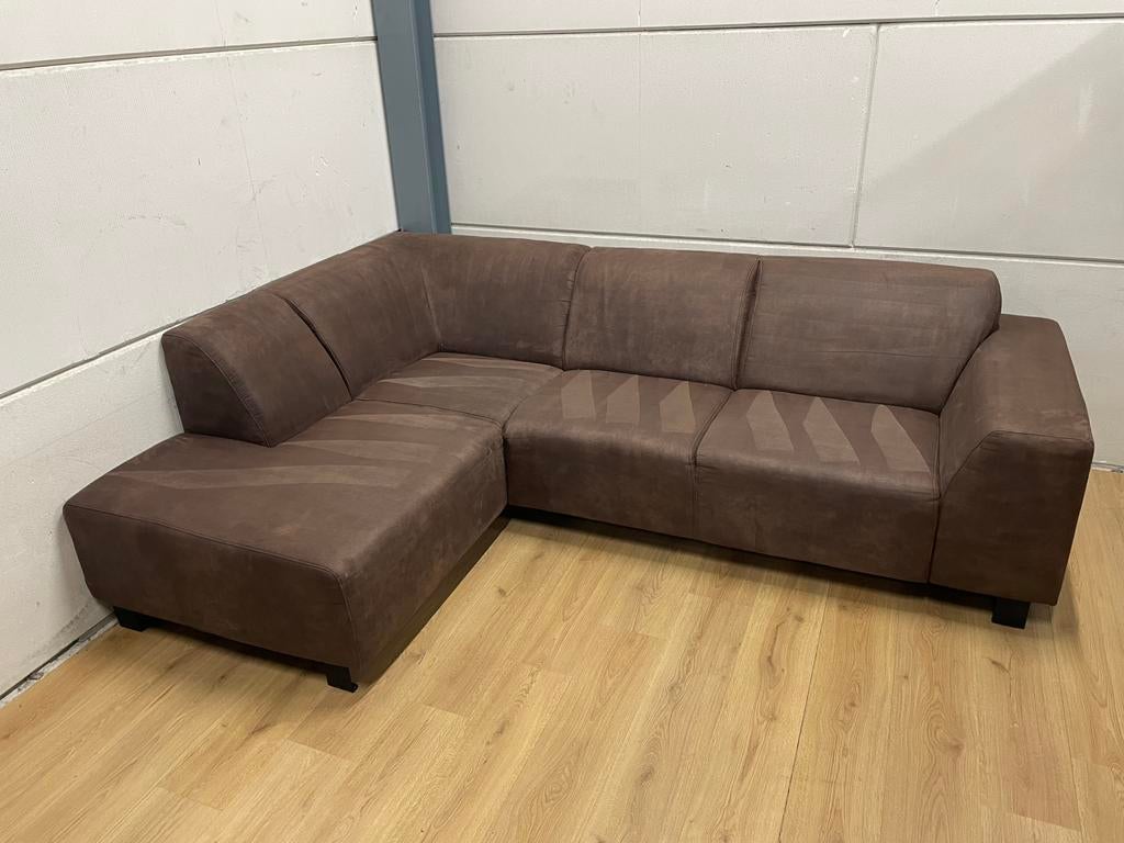 Mooie luxe suede bruine hoekbank - GEREINIGD!!!
