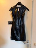 Sexy Datex Fetish jurkje met open rug, Kleding | Dames, Verzenden, Nieuw, Zwart, Cocktailjurk