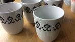 HEMA 5 mokken ,bekers zwart / wit  vintage, Gebruikt, Keramiek, Ophalen of Verzenden, Overige stijlen