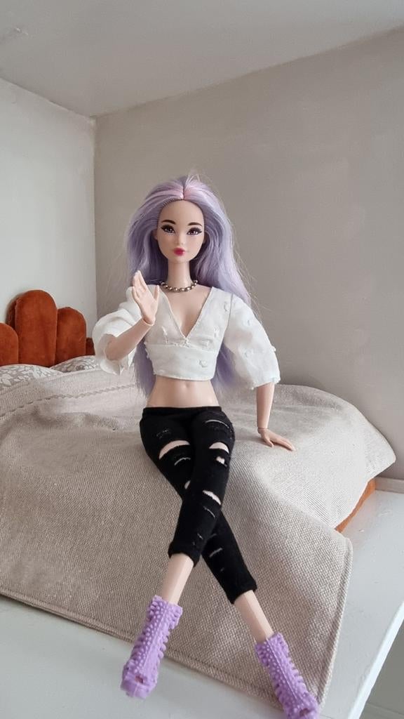 OOAK made to move Barbie met lila haar, Ophalen of Verzenden, Barbie