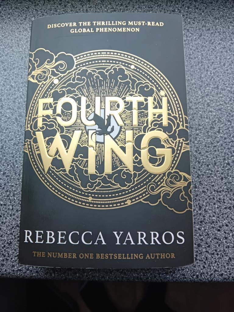 Fourth Wing - Rebecca Yarros (Engels), Boeken, Fantasy, Zo goed als nieuw, Ophalen of Verzenden
