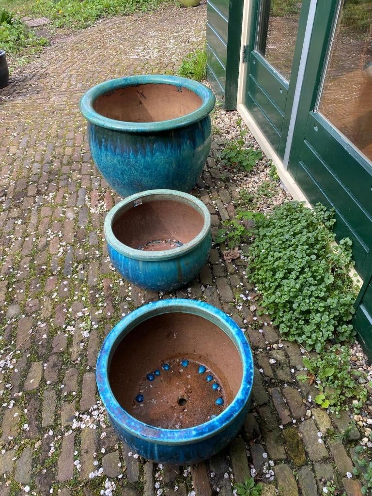 Grote bloempotten groenblauw, Tuin en Terras, Bloempotten, Ophalen, 40 cm of meer, Rond, Zo goed als nieuw