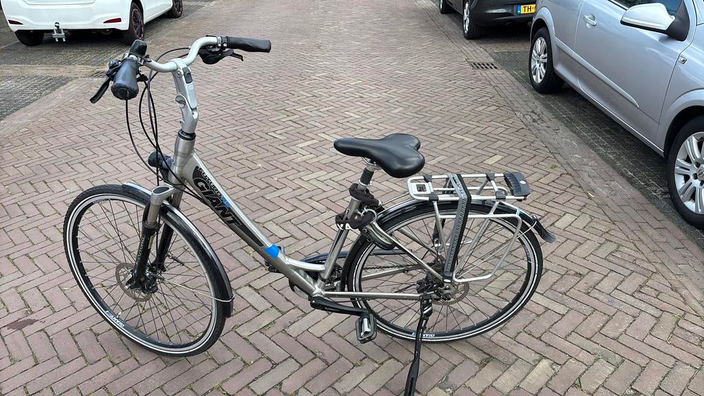 Damesfiets Giant Futuro RS maat S 28 inch, Ophalen, Versnellingen, Zo goed als nieuw, 56 cm of meer
