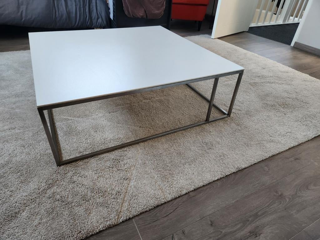 Bo Concept Salontafel - Wit met Aluminium Frame, Gebruikt, 50 tot 100 cm, Vierkant, Metaal