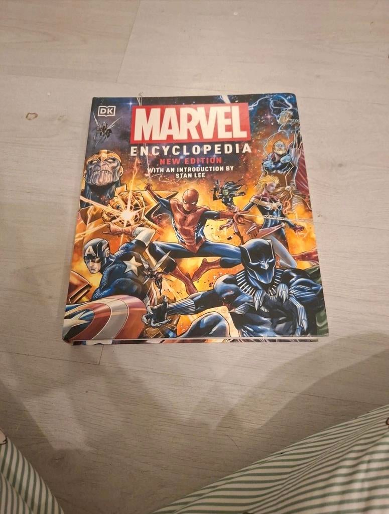 Marvel Encyclopedia New Edition - Met introductie Stan Lee, Boeken, Encyclopedieën, Zo goed als nieuw, Los deel, Overige onderwerpen