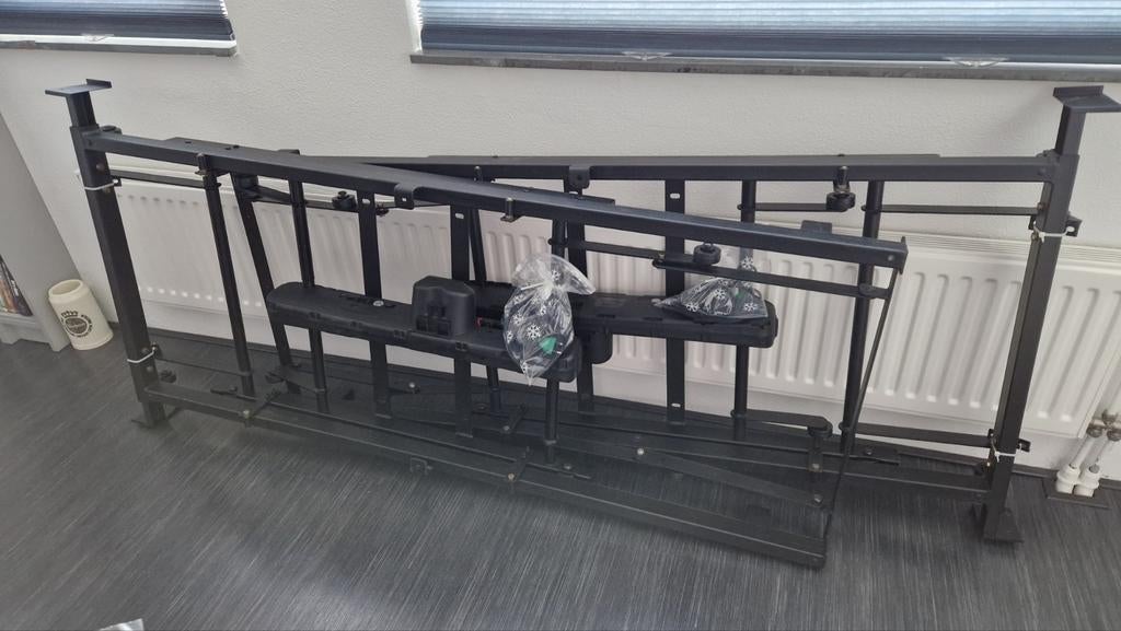 Swiss Sense verstelbare bedbodems met afstandsbediening, Huis en Inrichting, Ophalen