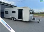 Adria Astella 644 DP | Topklasse | Alle opties | Nieuwstaat!, Caravans en Kamperen, Caravans, Overige typen, Rondzit, Adria, 6 tot 7 meter