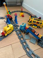 Duplo trein, bus, hijskraan en heel veel accessoires, Kinderen en Baby's, Speelgoed | Duplo en Lego, Ophalen of Verzenden, Zo goed als nieuw