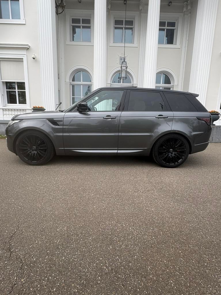 Land Rover Range Rover (sport) 3.0 Tdv6 155KW Grijs, Auto's, Land Rover, Euro 5, Zwart, 2993 cc, 255 €/maand