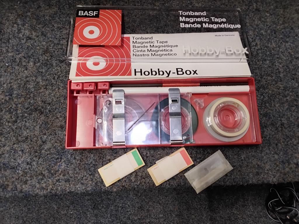 BASF hobbybox plakset, Audio, Tv en Foto, Bandrecorders, Ophalen of Verzenden